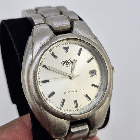 Massimo Men's Watch 37MM Gray Dial Date Gray Bracelet Band 6" New Battery - Picture 4 of 12